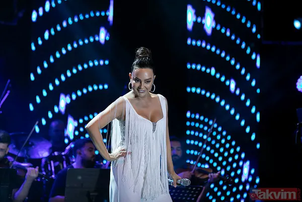 Gülşen'den Ajda Pekkan’a kadar tüm şarkıcılar yeni sahne ücretleriyle adeta para basıyorlar! İki yılda yüzde 300 zam... - 10