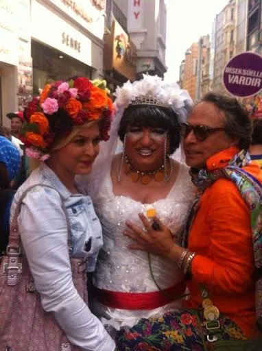 Barbaros Şansal "Türkiye Cumhuriyeti Hükümetini alenen aşağılama" suçundan hapis cezasına çarptırıldı! Kıbrıs Rum kesimine kaçtı-3