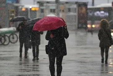 HAVA DURUMU | Meteorolojiden 17 ile sarı kodlu alarm! İstanbul'a sıcak hava uyarısı: 28 Temmuz'a kadar sürecek