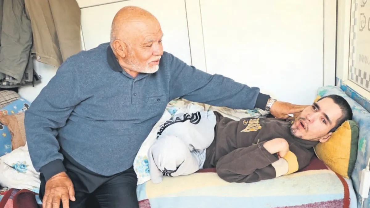 Kayseri'de Kıbrıs gazisi engelli oğlu için seferber oldu!