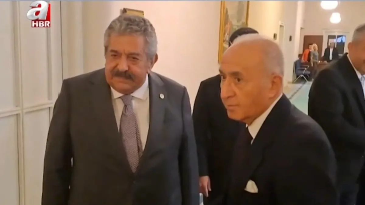 CHP 90’lık Hikmet Çetin’e bel bağladı... Peş peşe MHP temaslarının şifreleri
