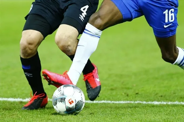 Bundesliga 15 Mayıs'ta başlıyor! Almanya Başbakanı Merkel açıklayacak