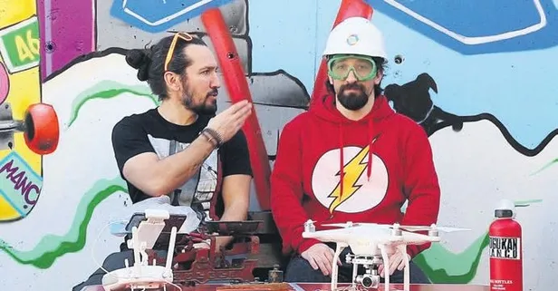 Doğukan ile Batıkan Manço drone ile sipariş teslimini denedi