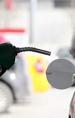 Benzine 6 kuruş indirim