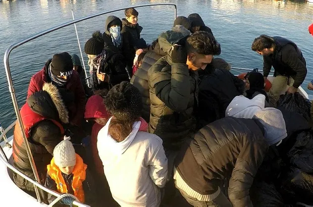 Son dakika: Çanakkale'de 36 kaçak göçmen yakalandı