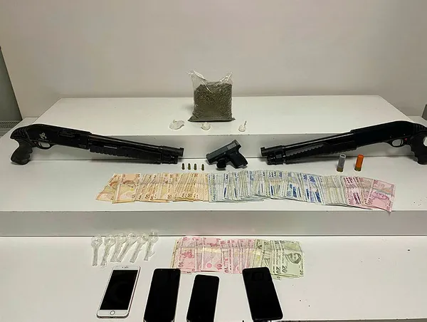 İstanbul'da 4 ayrı ilçede 'torbacı' operasyonu: 5 gözaltı-2