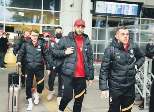 firtina-lige-tam-konsantre-teknik-direktoru-abdullah-avci-her-macimizi-final-gibi-oynamaliyiz-1643757918520.jpeg Fırtına lige tam konsantre! Trabzonspor Teknik Direktörü Abdullah Avcı: Her maçımızı final gibi oynamalıyız-6