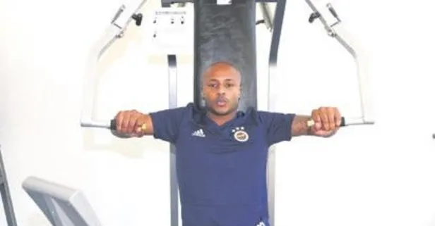 Ayew liderlik edecek!