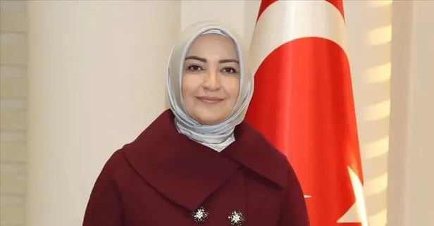 Sakarya'da İYİ Parti görevlilerinden çirkin provokasyon! AK Parti Milletvekili adayı Çiğdem Erdoğan Atabek'e saldırdılar