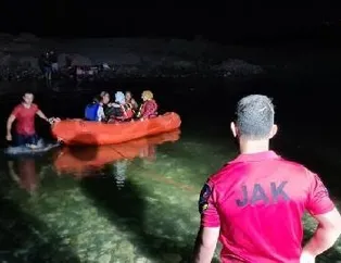 Su seviyesi yükselince 21 kişi mahsur kaldı