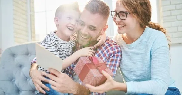 babalar-gunu-bugun-mu-19-haziran-babalar-gunu-ne-zaman-nasil-ortaya-cikti-babalar-gunu-onemi-ve-tarihcesi-1655629132149.jpg Babalar Günü önemi nedir? 19 Haziran Babalar günü ne zaman, nasıl ortaya çıktı? Babalar Günü tarihçesi…-9