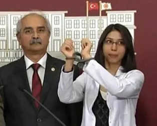 Atatürkün partisiyiz diyen CHP terör örgütlerinin arka bahçesi oldu! İşte CHPlilerin arka çıktığı teröristler