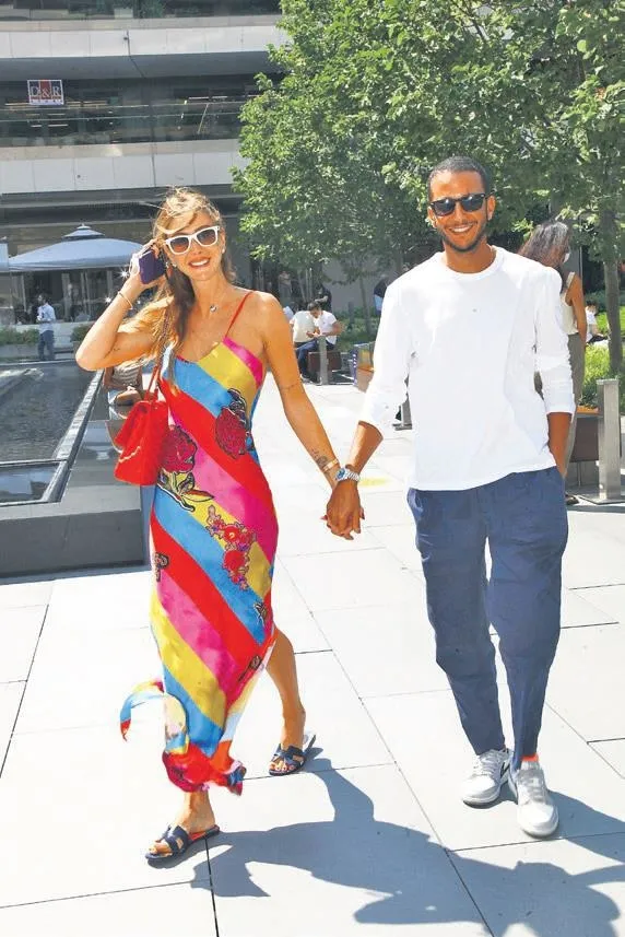 alp-kirsan-gordugu-manzara-karsisinda-kuplere-bindi-utaniyorum-dedi-isyan-etti-1630013398015.jpeg Alp Kırşan gördüğü manzara karşısında küplere bindi! 'Utanıyorum' dedi isyan etti-2