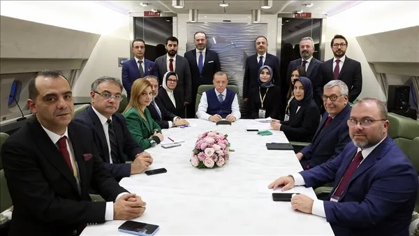baskan-erdoganin-suriye-turkiye-rusya-uclu-adim-teklifi-moskovadan-olumlu-sinyal-1671182381468.jpg Başkan Erdoğan'ın Suriye-Türkiye-Rusya üçlü adım teklifi! Moskova'dan olumlu sinyal-2