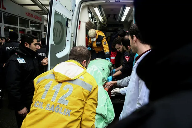 Son dakika: Kartal'da çöken bina enkazında bir kişi daha kurtarıldı-2