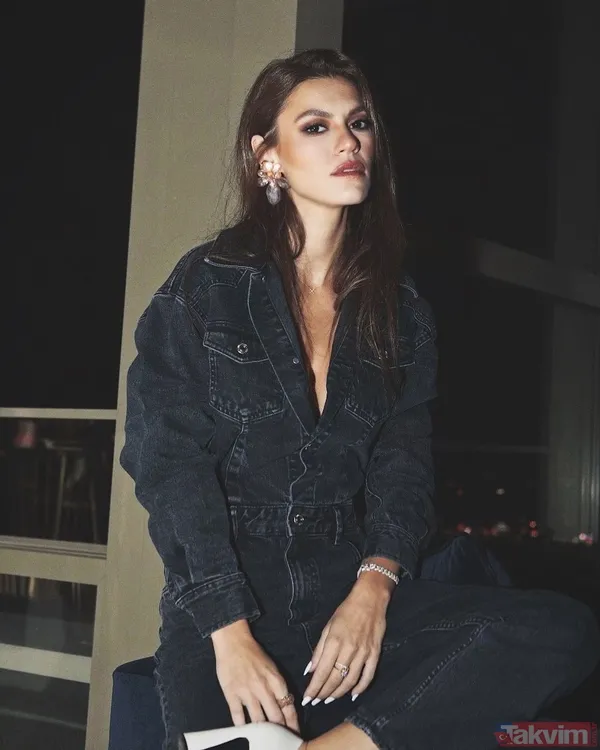 Arka Sokaklar’ın Zeliş’iydi... Yüsra Geyik dekoltede sınır tanımadı! Mini elbisesi ile öyle bir yürüdü ki! Mankenlere meydan okudu - 12