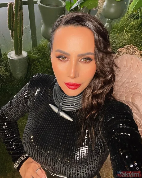 Bir Dönem Survivor'a Da Katılan Ünlü İsim, Evlendikten Sonra Kameralardan Uzak Bir Yaşam Tercih Etti.