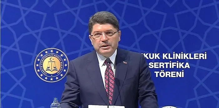 adalet-bakani-yilmaz-tunctan-8-yargi-paketi-aciklamasi-af-ile-ilgili-bir-husus-gundemde-degil-1702982548760.jpeg