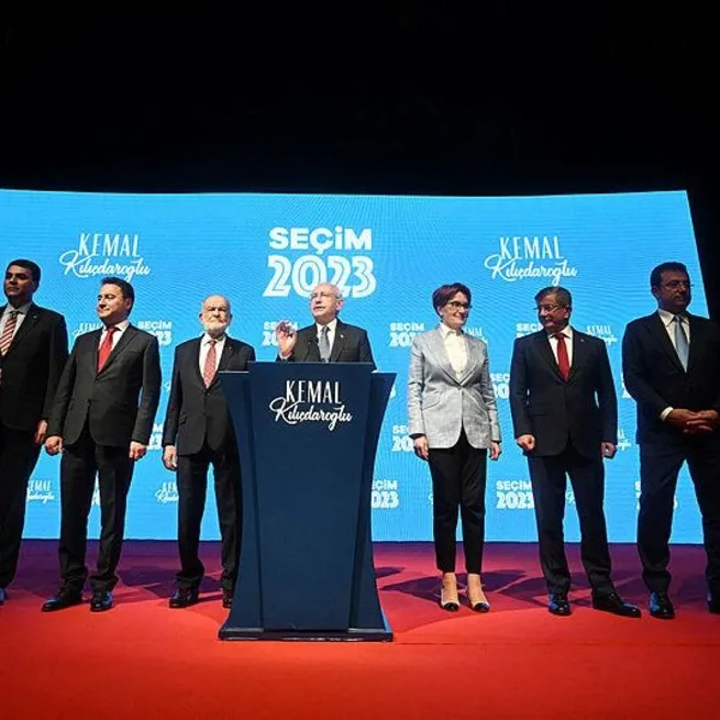 7li koalisyon gergin... HDPden PKK kanalında ittifak ortaklarını hedef alan basiretsizler çıkışı: Seçimi başarı olarak anlatmasınlar