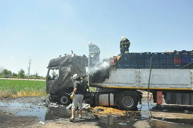 Karaman'da korku dolu anlar! Tırın içinde yatan adam alevlerden son anda kurtuldu-3