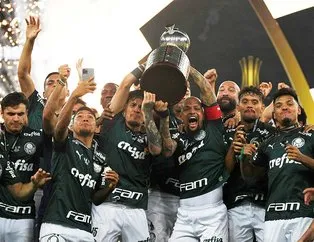Copa Libertadores Melo’nun ellerinde yükseldi