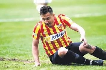 fenerbahce-derbisinin-hazirliklarini-surduren-besiktasa-can-ve-umut-mujdesi-1651876442070.jpeg