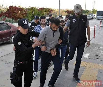 Adana’da yakalanan DEAŞ’lı teröristin silahlı fotoğrafları çıktı