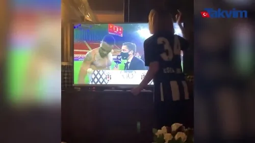 Esra Erol’un şampiyonluk kutlaması!