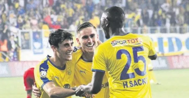 Ankaragücü ligde kaldı! Ankaragücü 3-1 Sivasspor