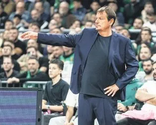 Panathinaikos Ataman’la ilki yaşadı