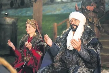 Osman Bey iki ateş arasında