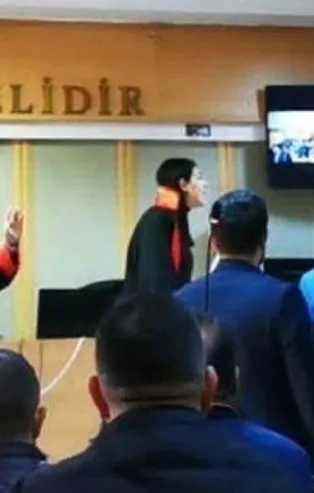 CHP'li vekiller mahkemeyi bastı! Başsavcılık soruşturma başlattı