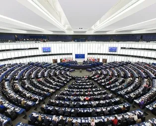 Son dakika: AP, Guaidoyu Venezuelanın geçici başkanı olarak tanıdı