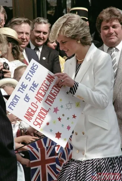 Lady Diana hakkında tüm bildiklerinizi unutun son sözleri... Neden öldü merak edilen Lady Diana araçta değil sonradan mı öldü?