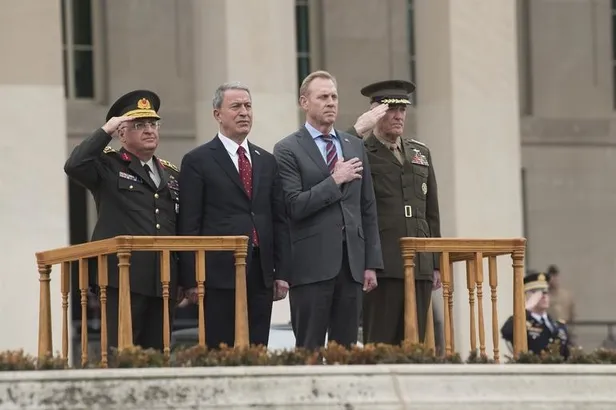 Bakan Akar ve Genelkurmay Başkanı Güler Pentagon'da... Böyle karşılandılar-3