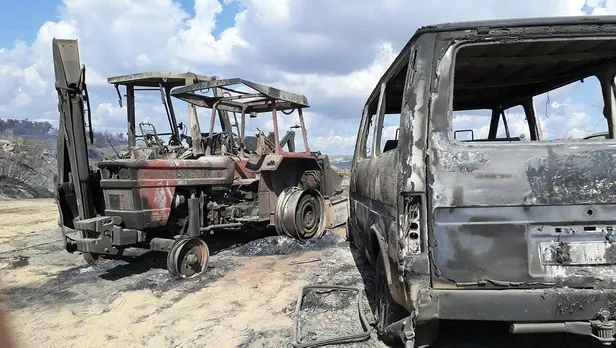 Son dakika: Manisa'da çıkan orman yangını kontrol altına alındı-1