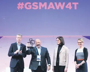 ‘Geleceği Yazan Kadınlar’a ödül