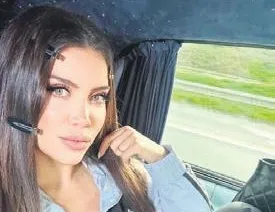 Wanda kafaları karıştırdı