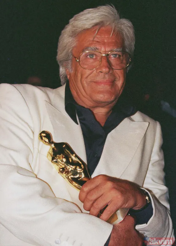 Yeşilçam'ın efsanesi Cüneyt Arkın için çok özel paylaşım! Kuruluş Osman'daki set arkası görüntüleri duygulandırdı... - 9