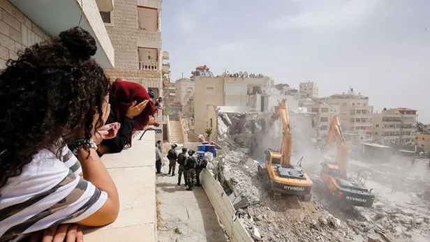 İsrail'den skandal adım! Filistinlilere ait evler yıkılıyor-1