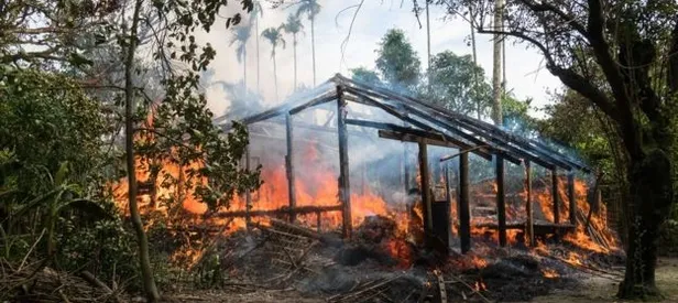 "Arakanlı Müslümanlar kendi evlerini yakıyor" iddiası yalan çıktı