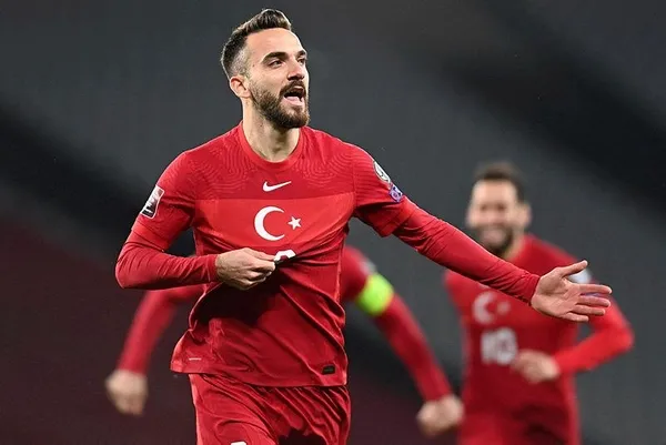 Masada Beşiktaş ve Galatasaray var: Kenan Karaman'ın menajeri transfer görüşmeleri yapmak için istanbul'a geldi-3