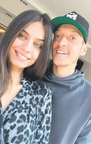 Mesut Özil 'Payitaht Abdülhamid' dizisinin hayranı çıktı