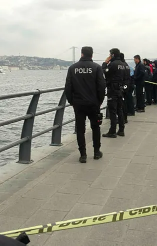 Üsküdar'da denizden ceset çıktı