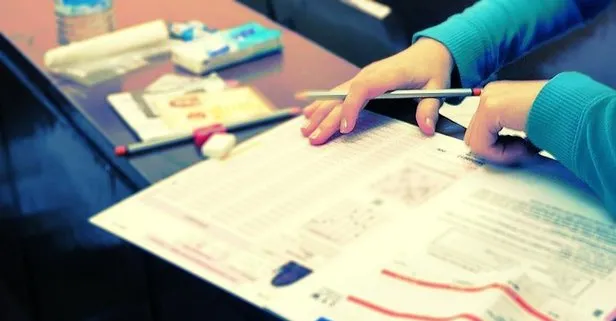 Kpss Sinav Giris Belgesi Cikti Alma Ekrani 2019 Kpss Sinav Giris Belgesi Renkli Mi Siyah Beyaz Mi Olacak Takvim