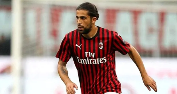 Çizme’de sıcak saatler! Fenerbahçeli yönetciler Rodriguez’in sözleşmesine son şeklini veriyor-4