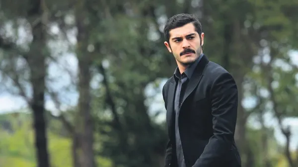 Atv’nin yeni dizisi Maraşlı 11 Ocak'ta başlıyor! Başrollerini Burak Deniz ve Alina Boz paylaşıyor-1