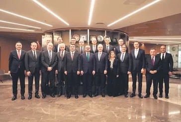 Karahan bankacılarla bir araya geldi