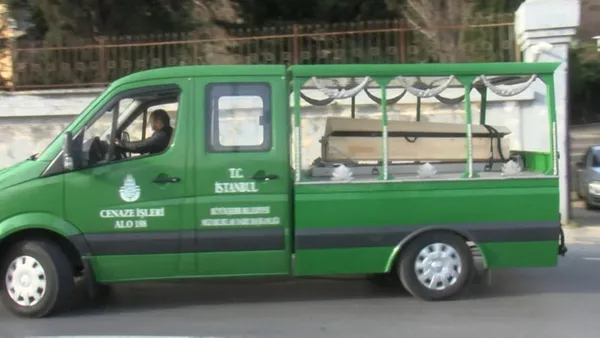 son-dakika-istanbuldaki-rus-konsoloslugunda-sir-olum-isci-olu-bulundu-1610111525123.jpg SON DAKİKA: İstanbul'daki Rus Konsolosluğu'nda sır ölüm! İşçi ölü bulundu-6