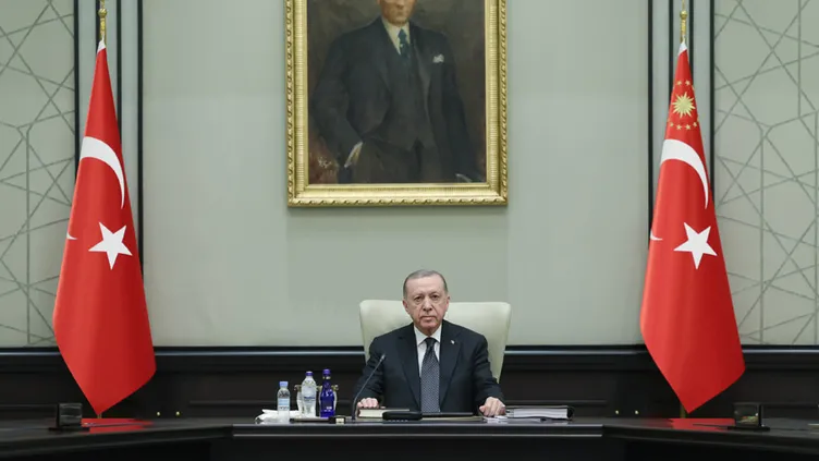 ▶️ Kritik MGK toplantısı sonrası yazılı açıklama yapıldı! "Tüm terör örgütlerini hedef almaya devam edeceğiz"